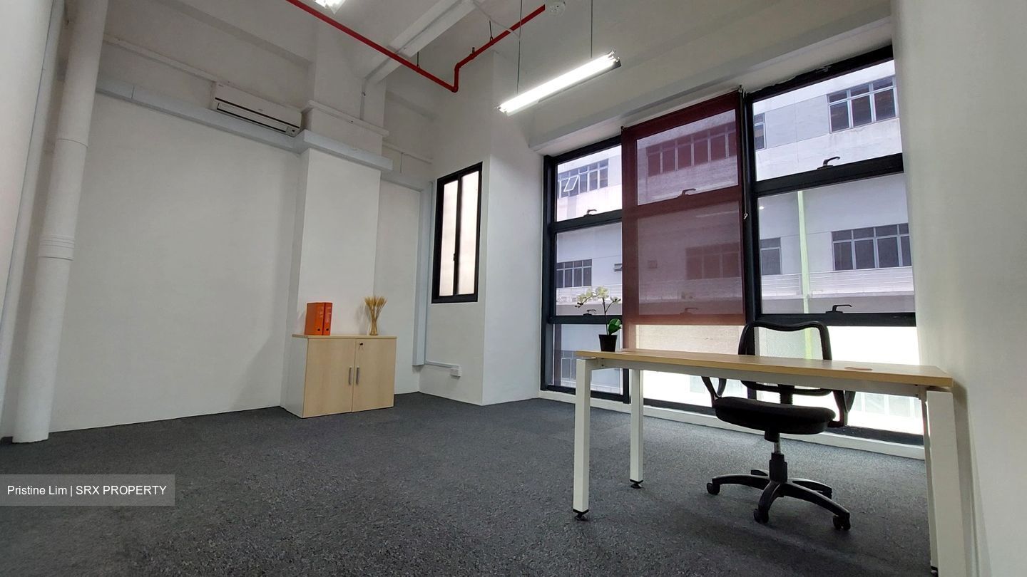 A'posh Bizhub (D27), Factory #489184571